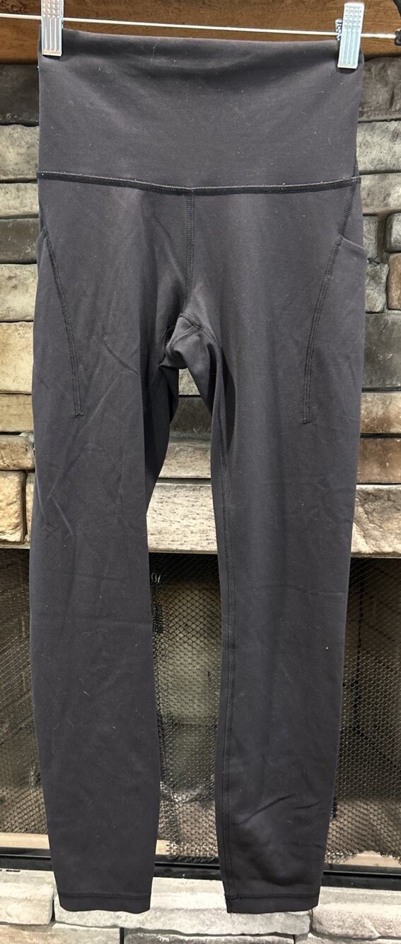 Women’s LULULEMON Black Wunder Train High Rise 25” Leggings Size 4 *A4
